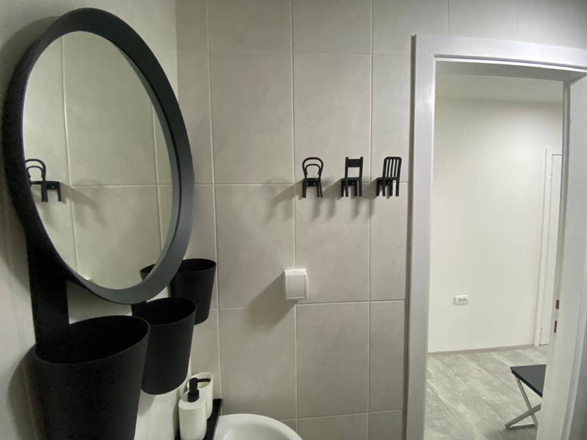 Omis Rooms Pančevo Esterno foto