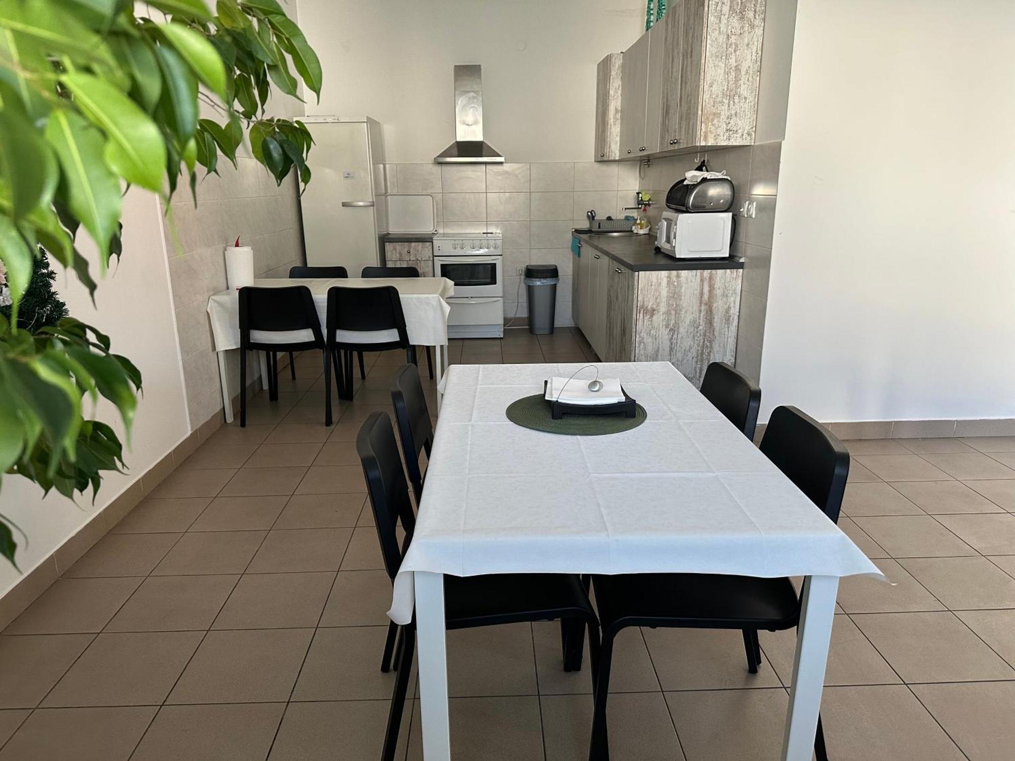 Omis Rooms Pančevo Esterno foto